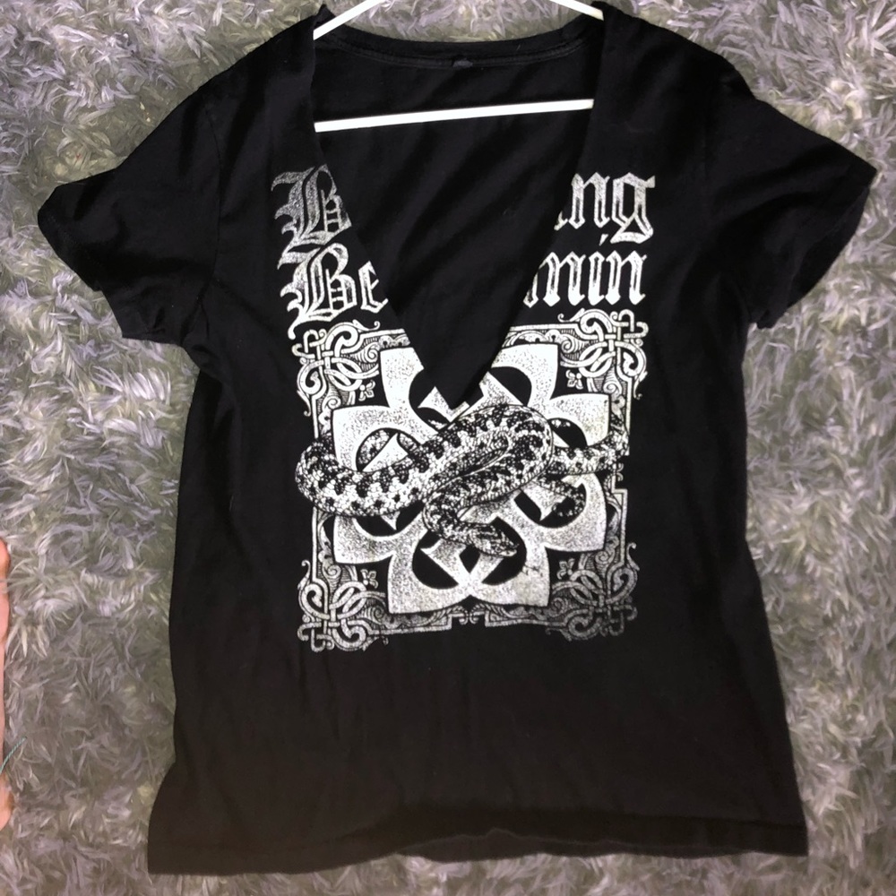 Black tee